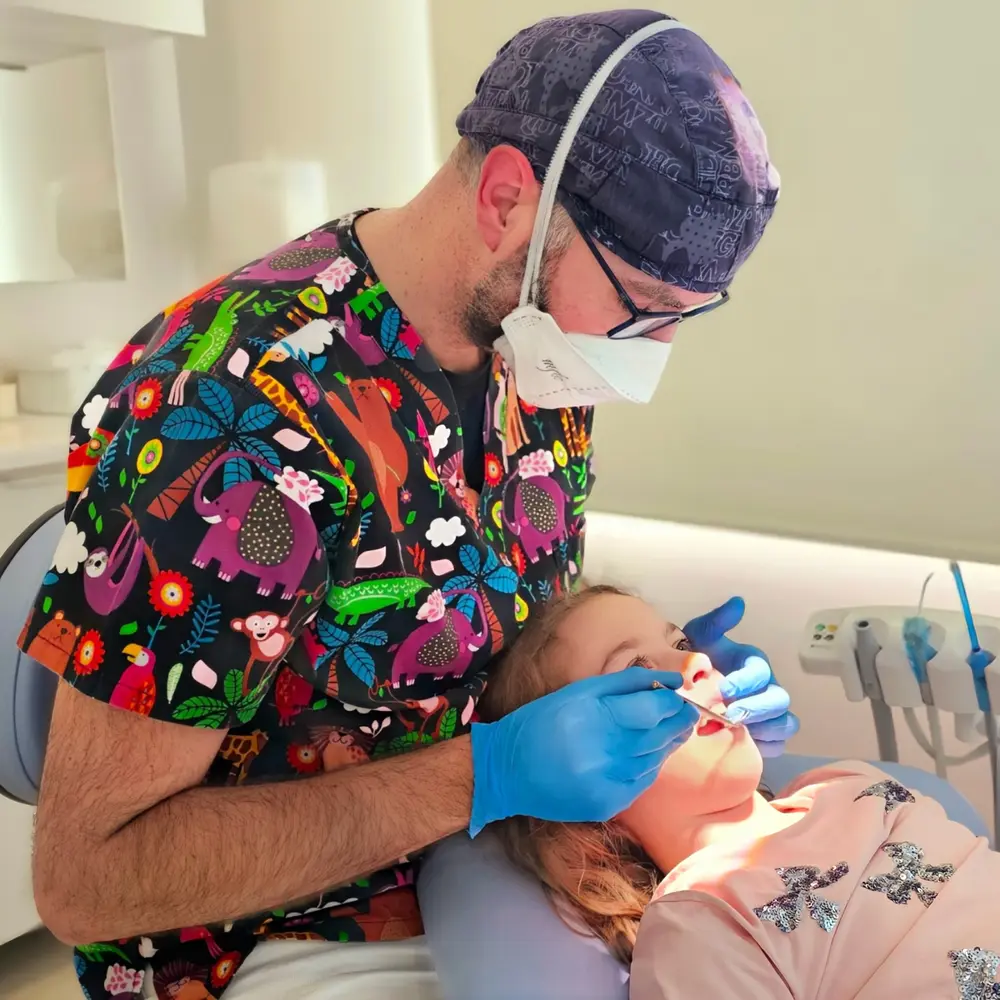 Dr. Barhan Pekel providing child-adapted dental care